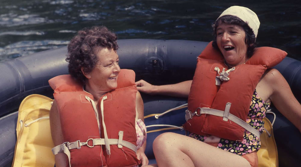 Dolores Armstrong and sister Buzzy