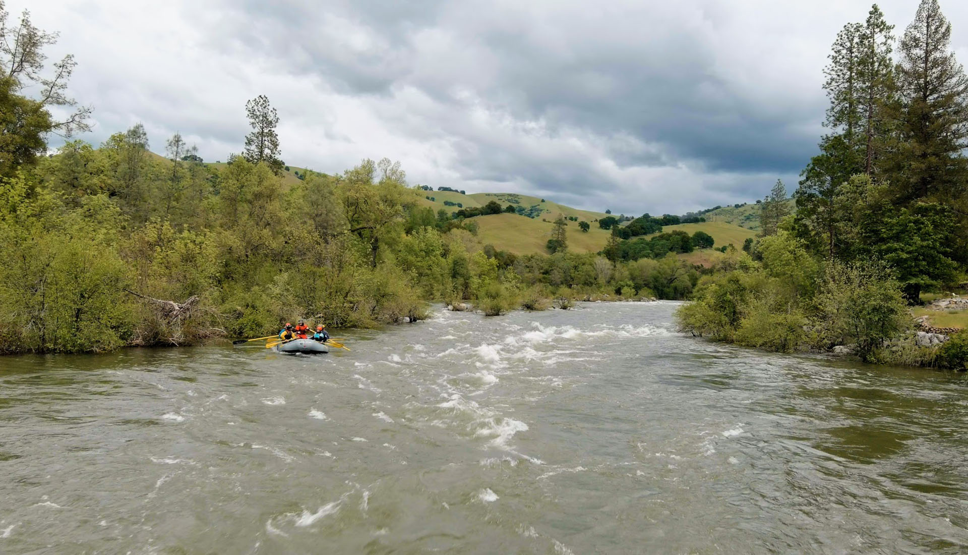  [VIDEO] Best of Early Spring Rafting in California